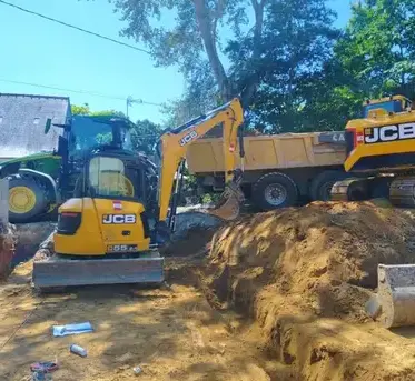 location d'engins de chantier Vern sur Seiche-2